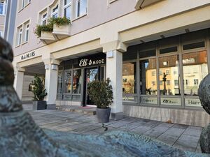 Eli's Mode / Rathaus