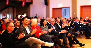 Viel SPD Prominenz und Gäste während der Veranstaltung in der Friz Halle in Schwaigern.